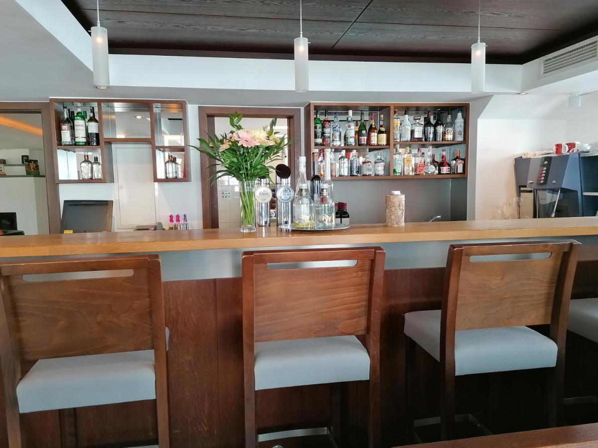 Hotel-Pension Hoferhaus Neukirchen am Großvenediger Eksteriør bilde